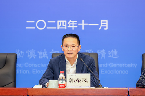 1R2A4407